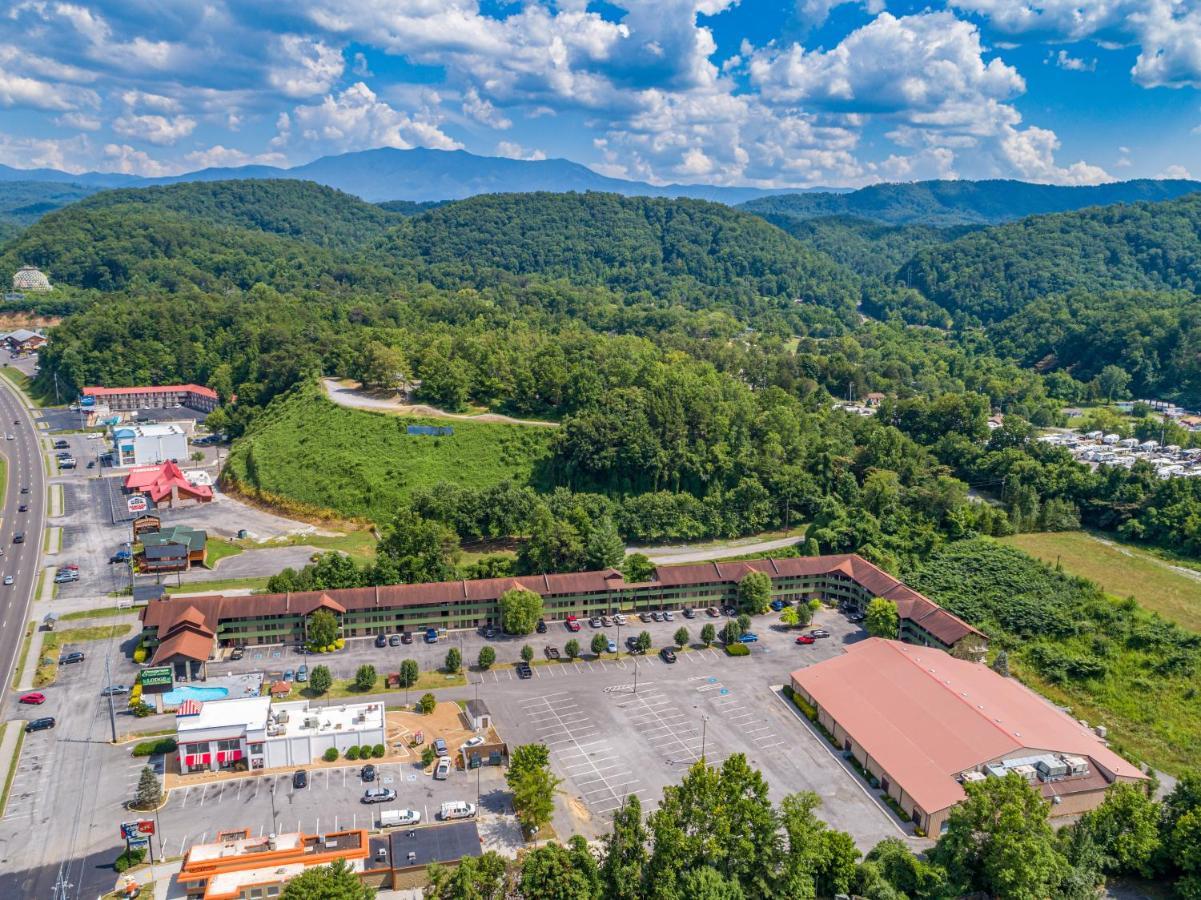 Days Inn By Wyndham Pigeon Forge South Exterior foto